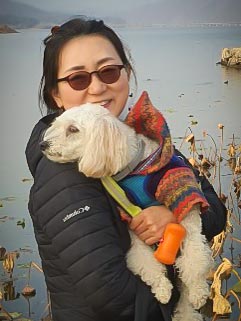 profile picture of artist, julia im